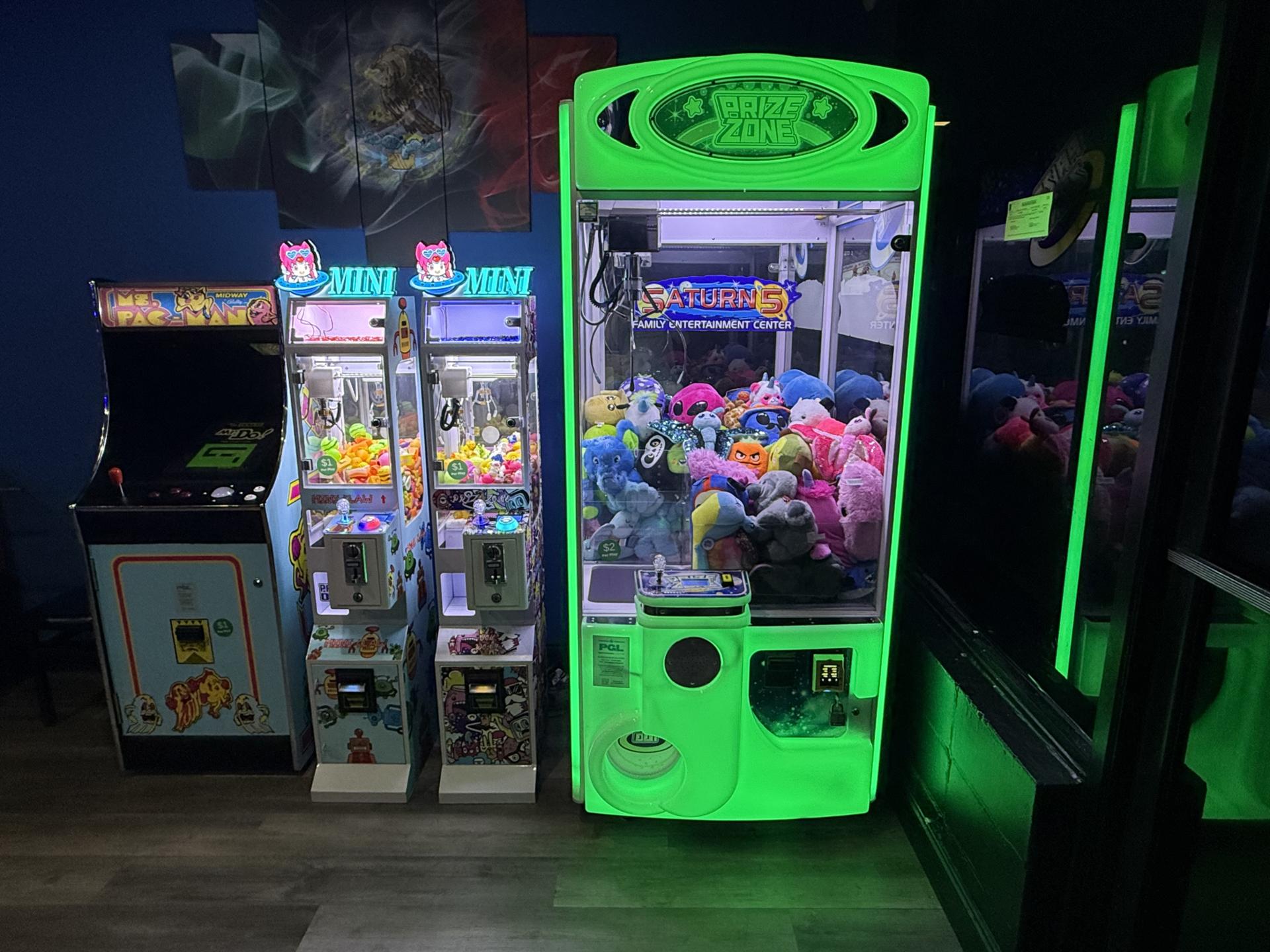 Snack machine at a Florida convenience-focused business